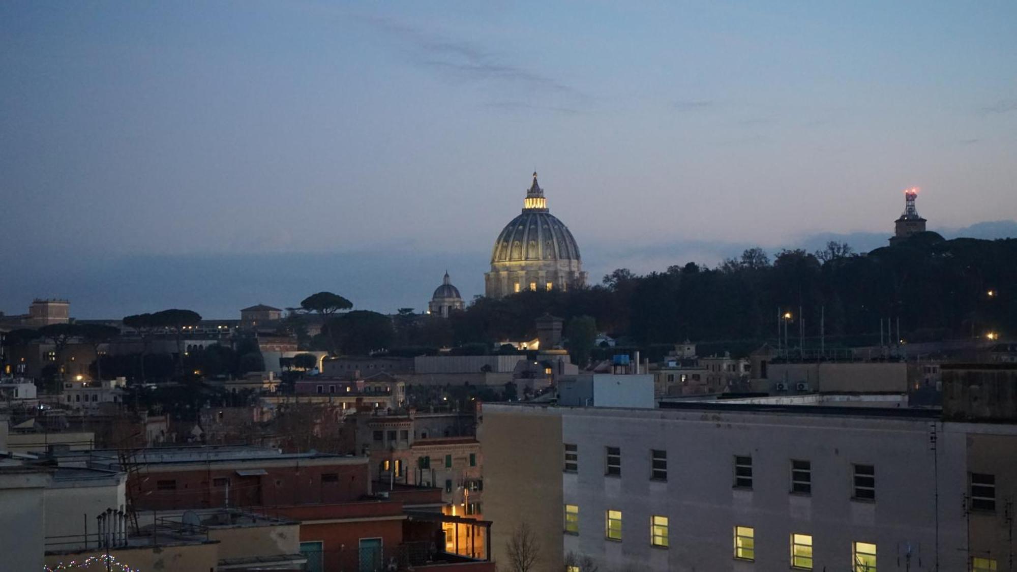 Domus Eroi Apartment Rome Bagian luar foto