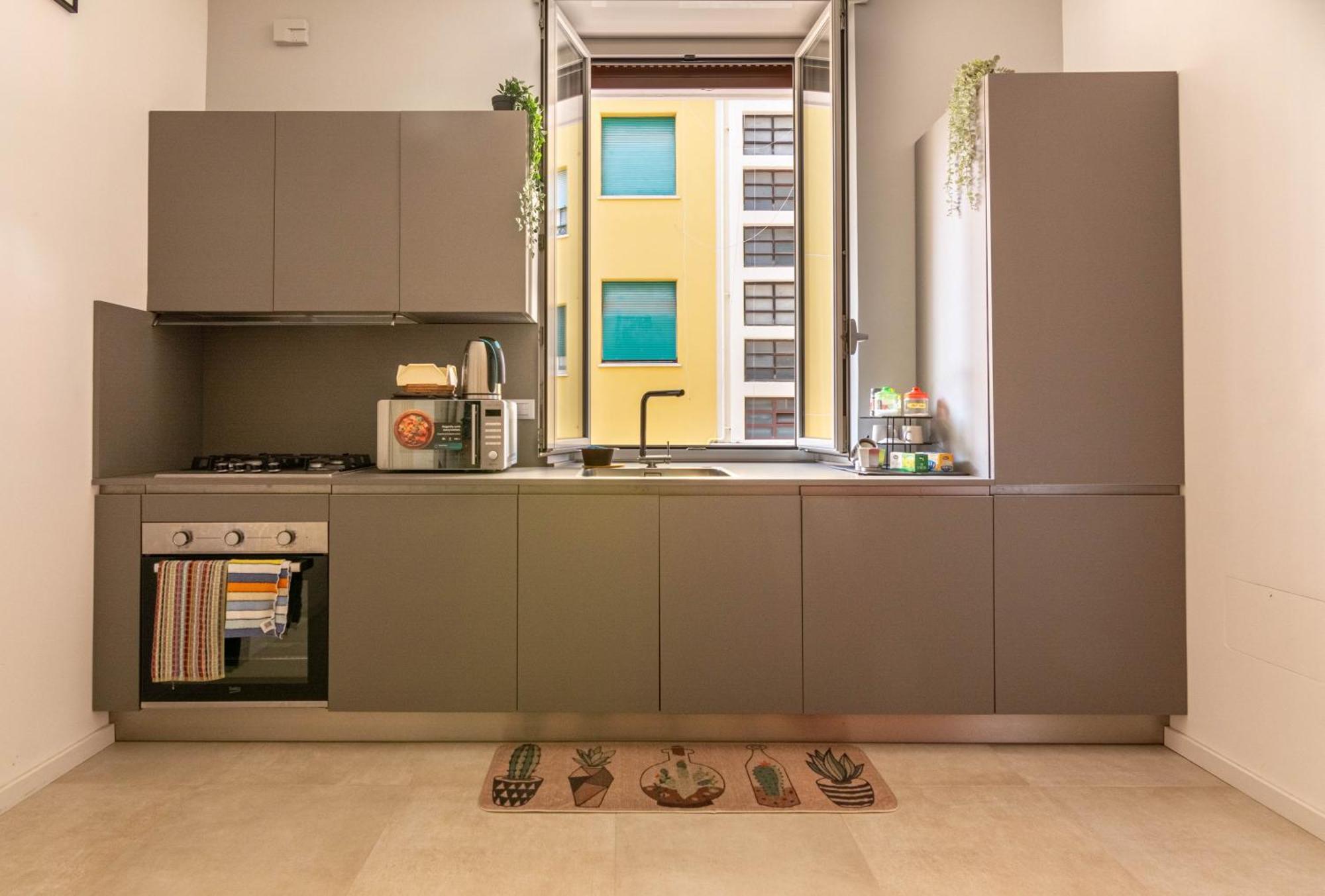 Domus Eroi Apartment Rome Bagian luar foto