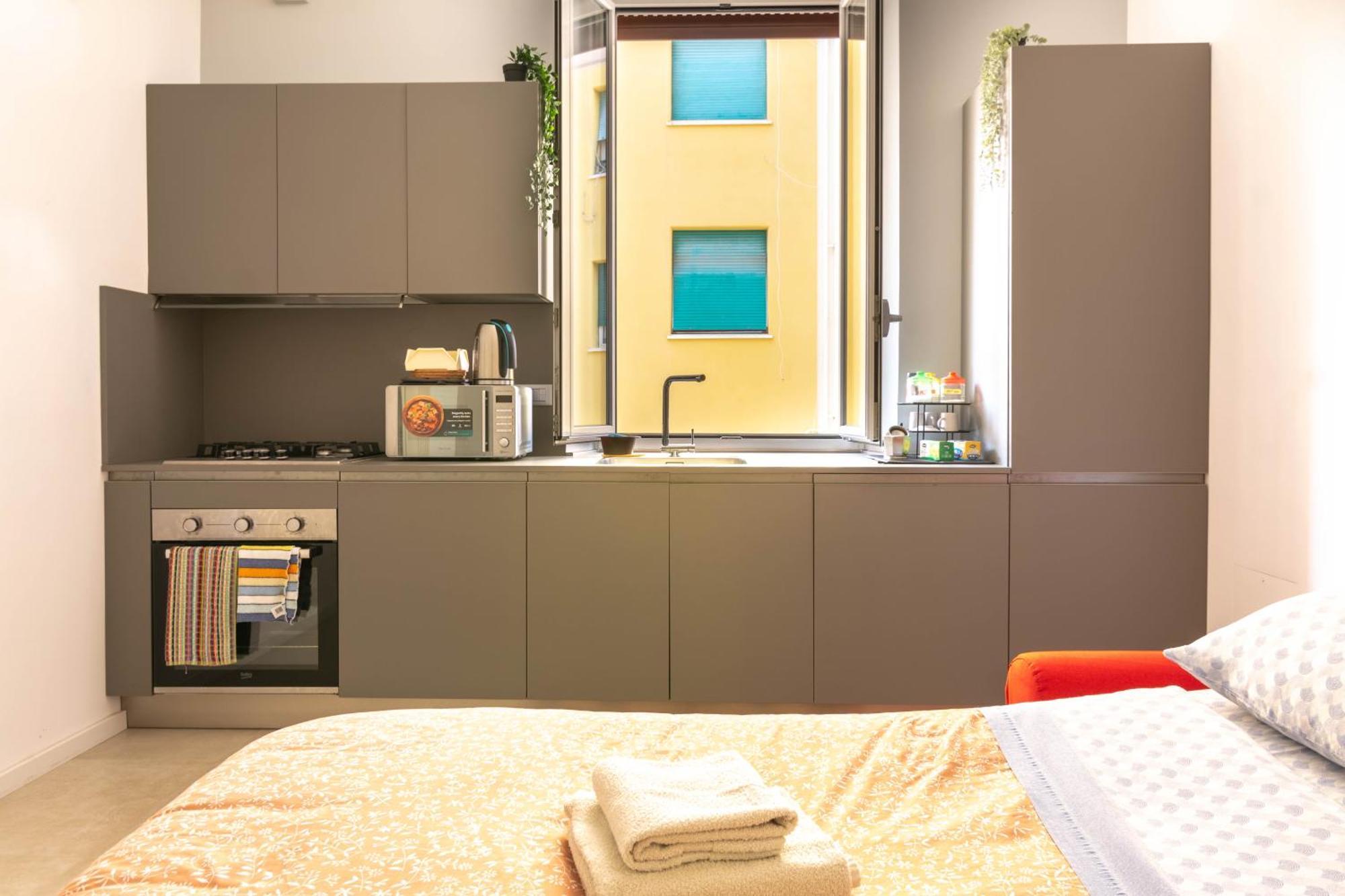 Domus Eroi Apartment Rome Bagian luar foto